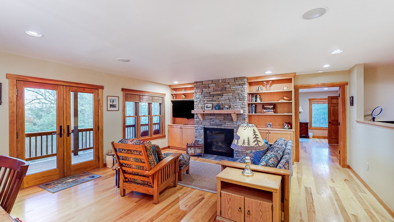 Photo of Livingroom in North Lake George