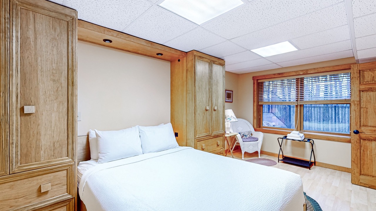 Photo of Bedroom in North Lake George