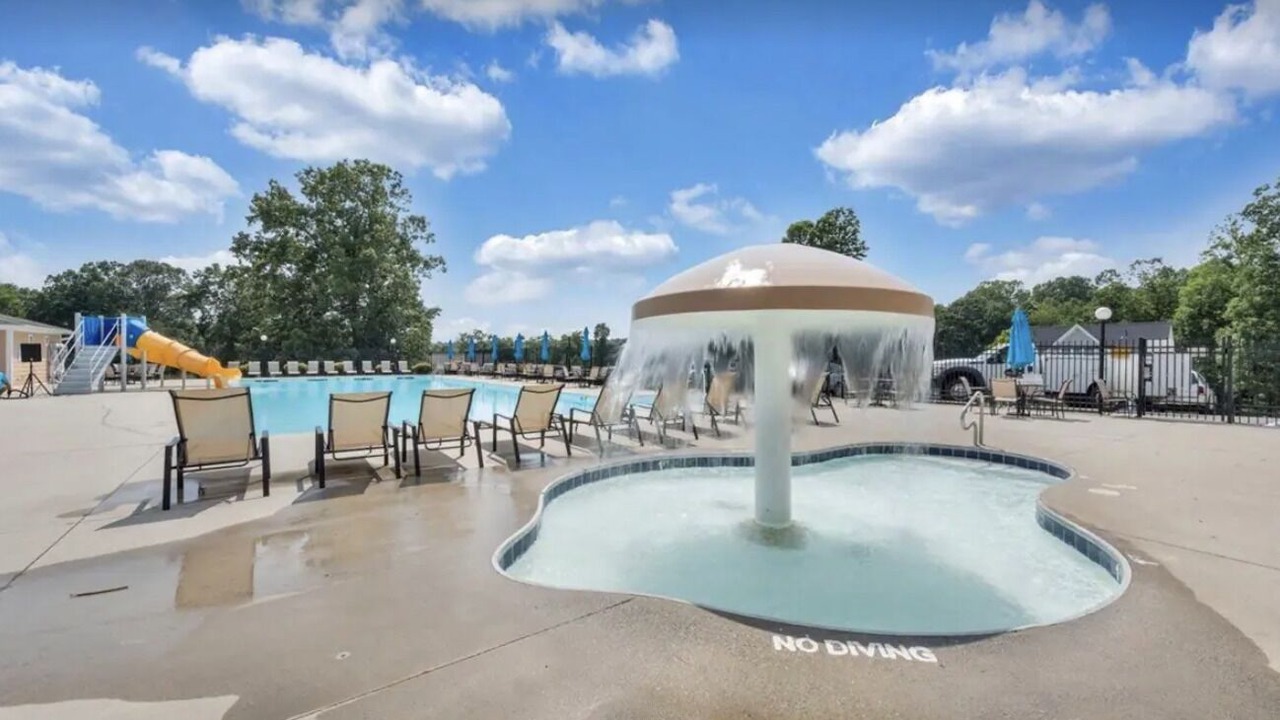 Photo of Outdoor in Smith Mountain Lake