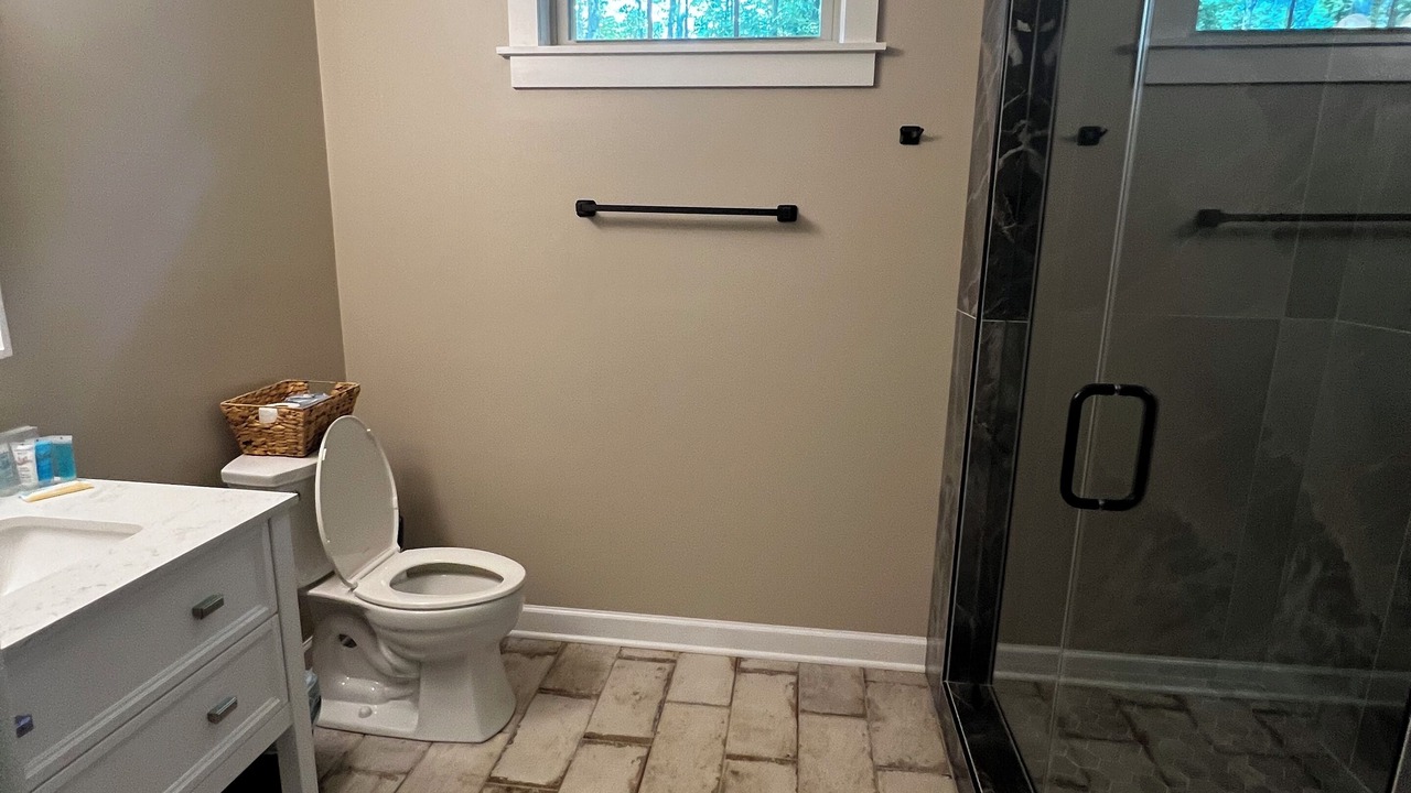 Photo of Bathroom in Thurmond
