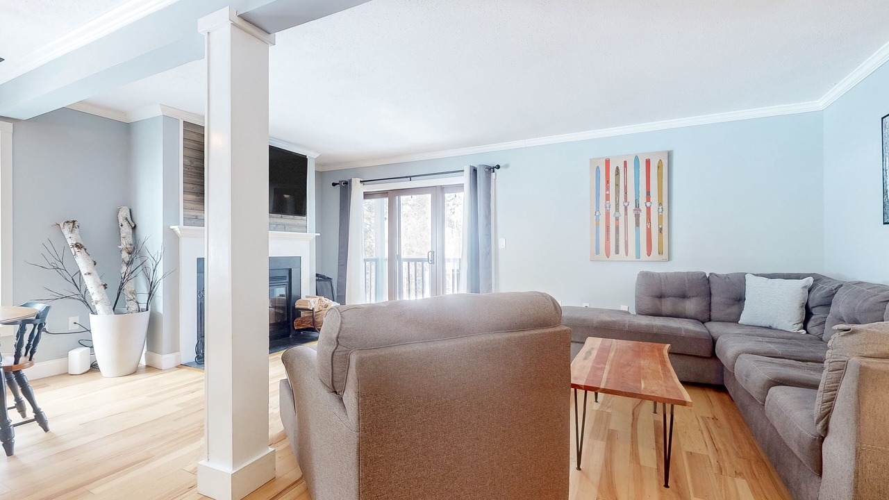 Photo of Livingroom in Brownsville