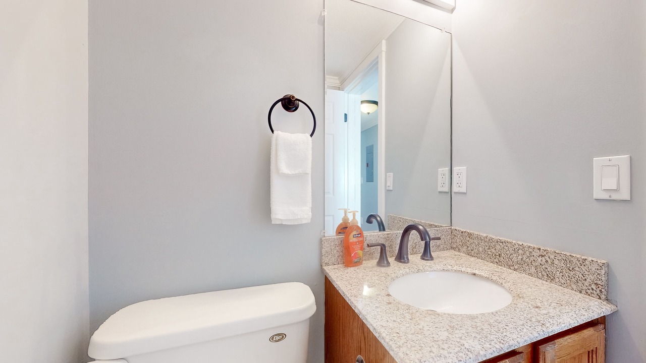Photo of Bathroom in Brownsville