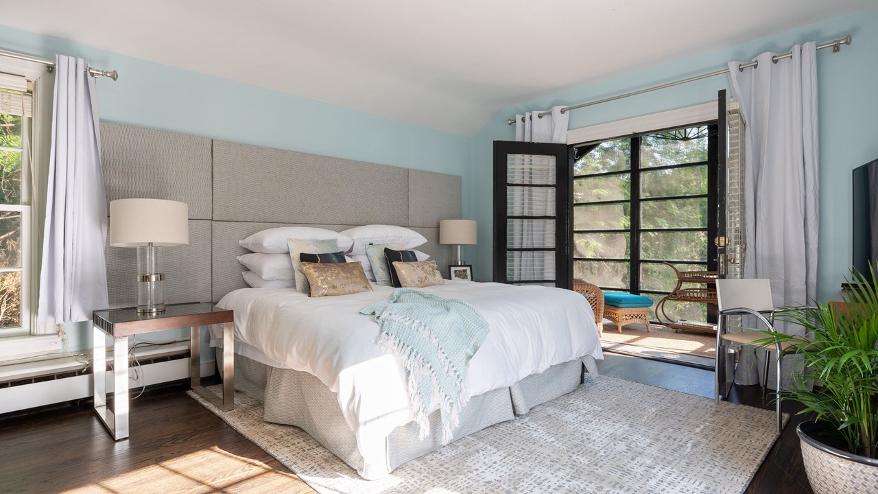 Photo of Bedroom in Lewis Mountain