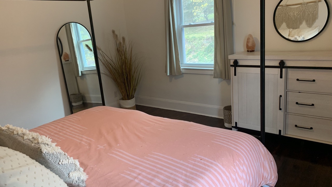 Photo of Bedroom in Milton