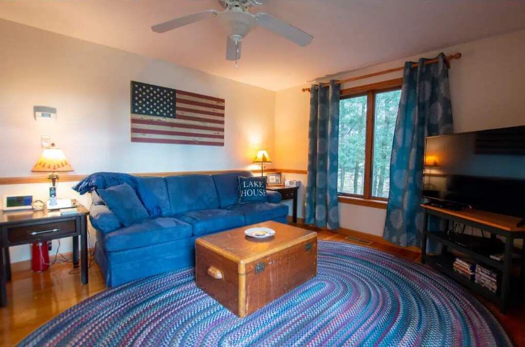 Photo of Livingroom in Bridgewater