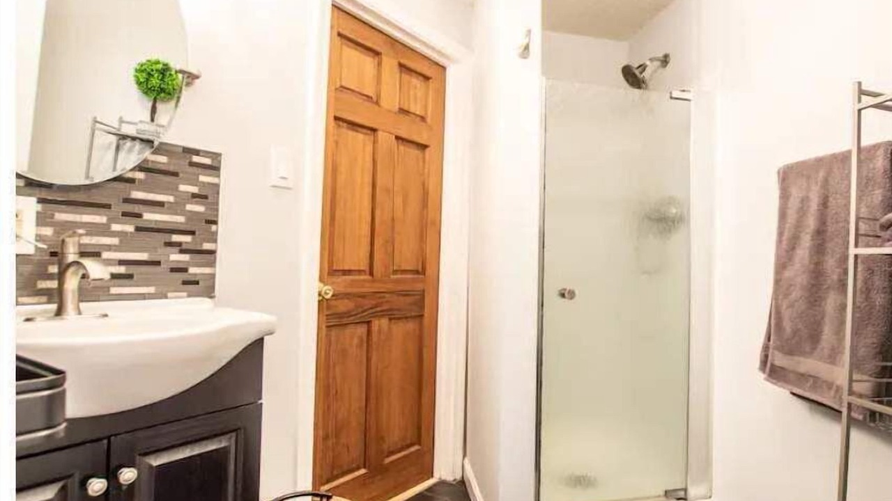 Photo of Bathroom in Thornton