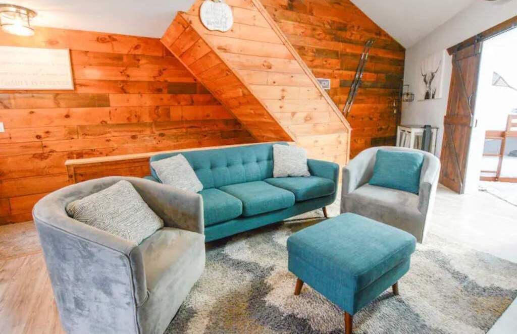 Photo of Livingroom in Thornton