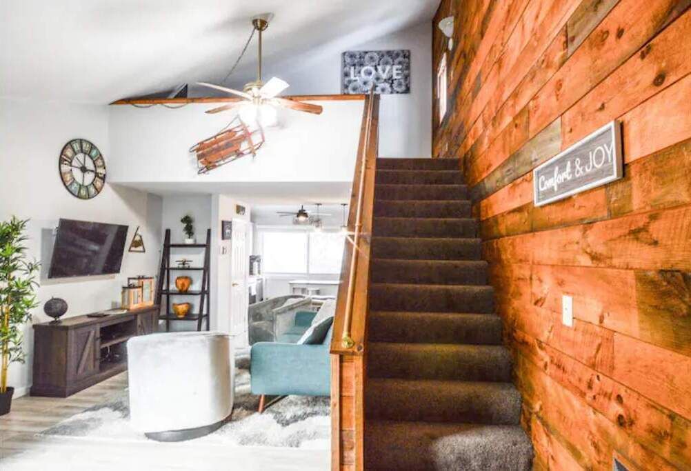 Photo of Livingroom in Thornton