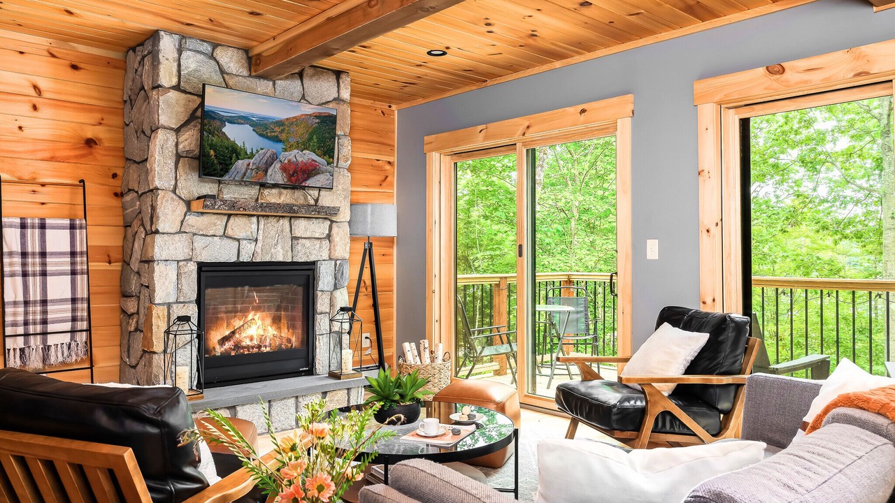 Photo of Livingroom in Bryant Pond