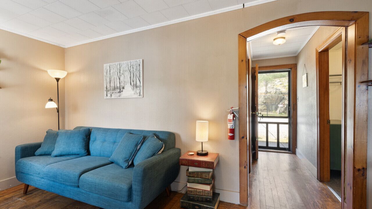 Photo of Livingroom in Holderness