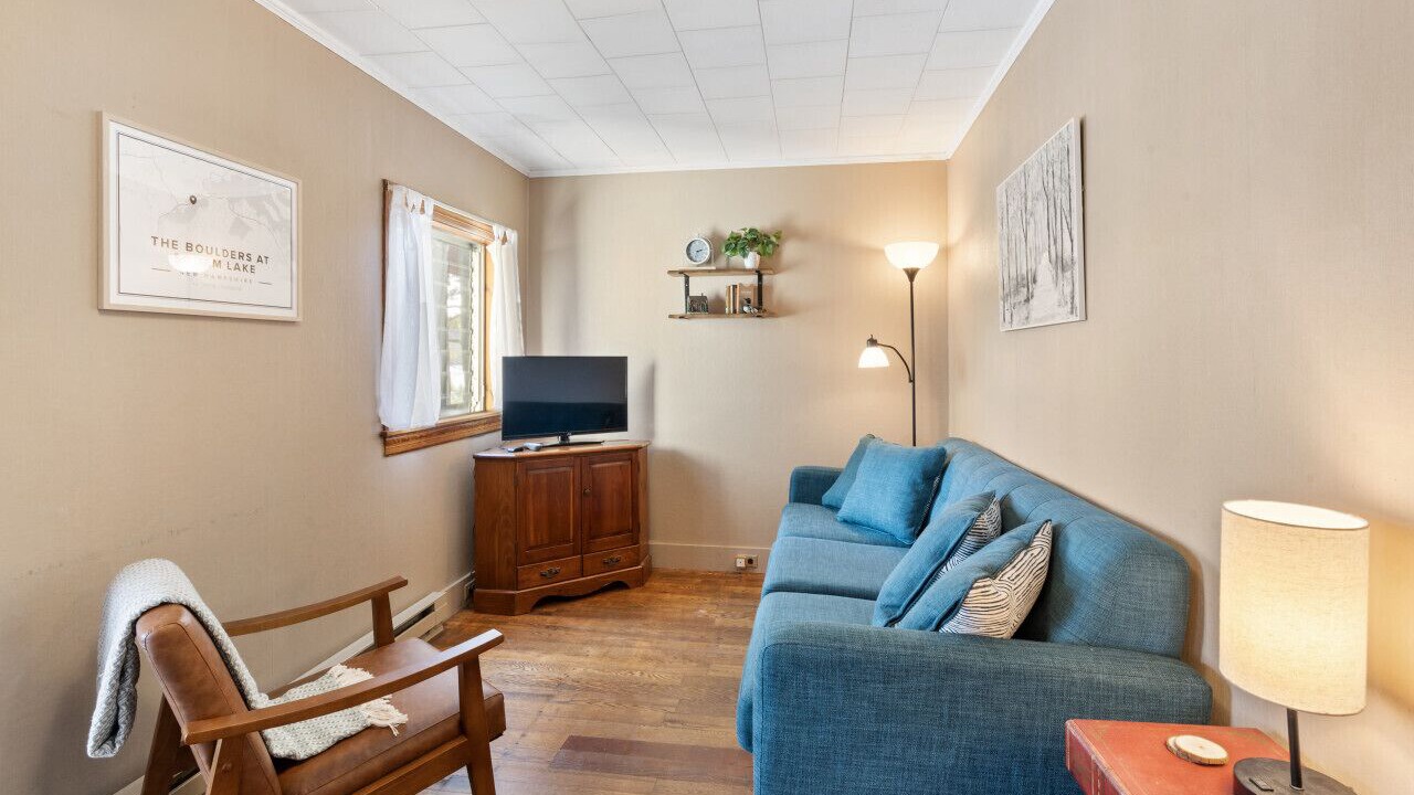 Photo of Livingroom in Holderness