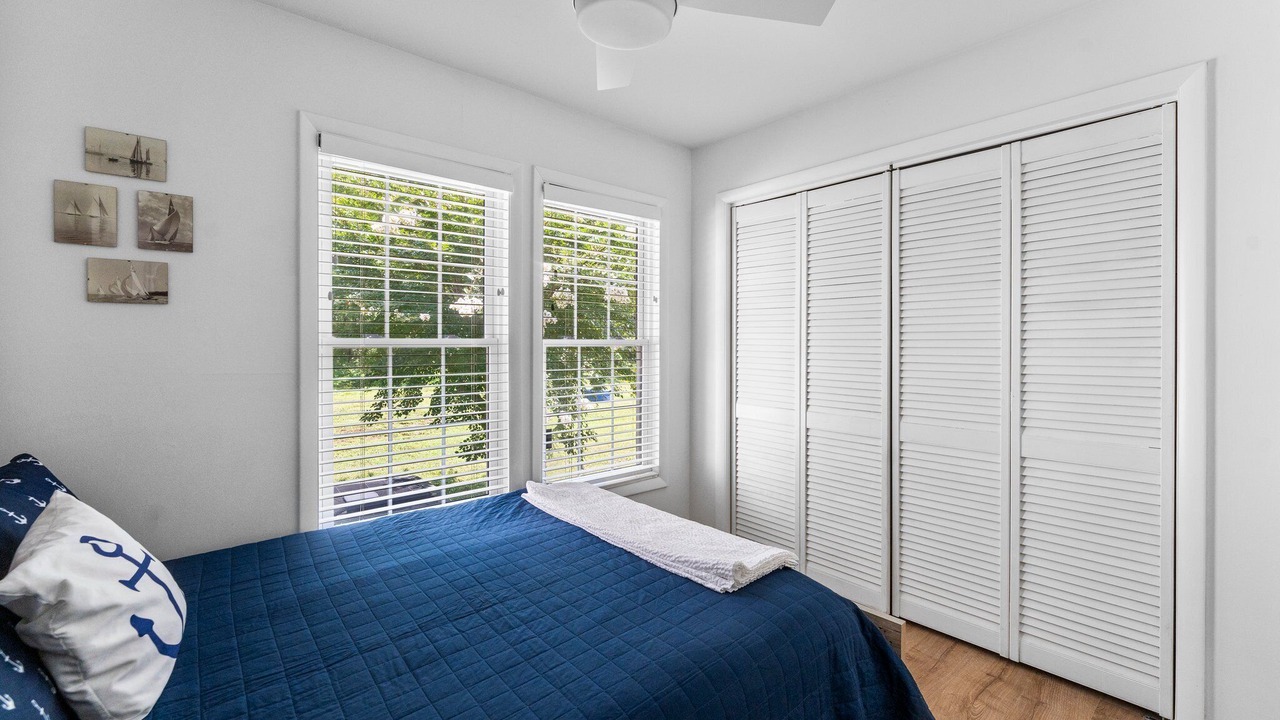 Photo of Bedroom in Weems