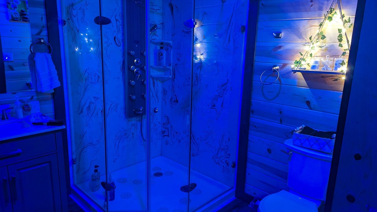 Photo of Bathroom in Hico