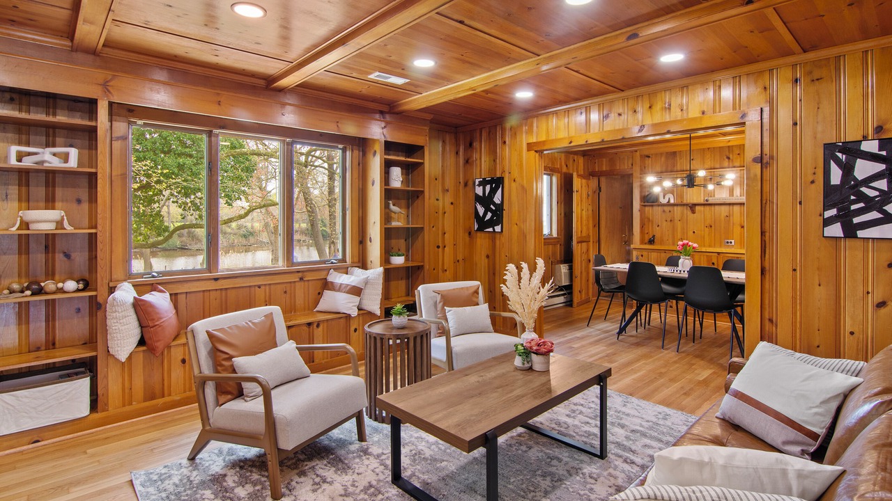 Photo of Livingroom in Cambridge
