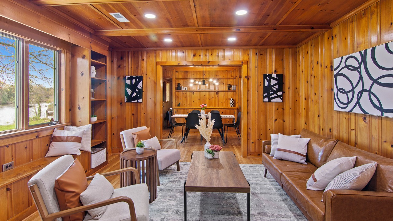 Photo of Livingroom in Cambridge