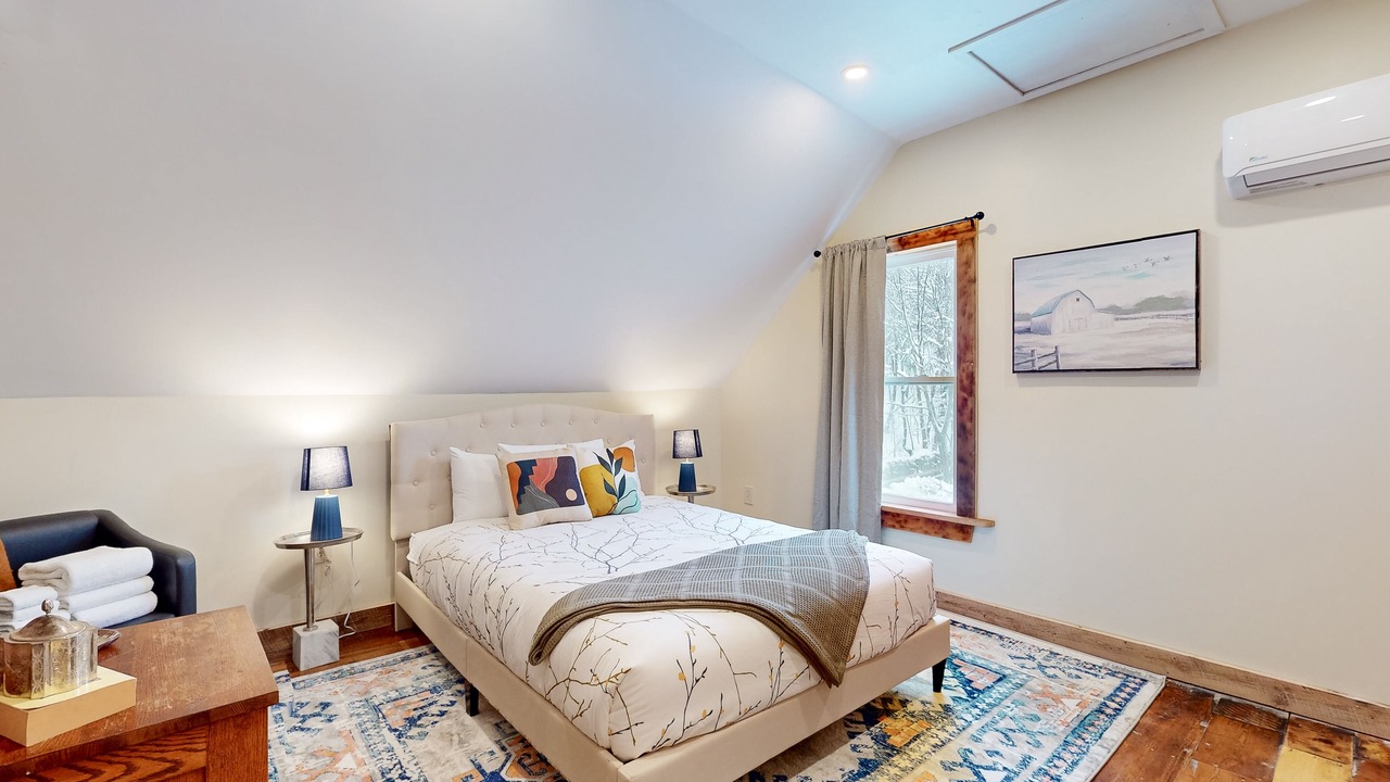Photo of Bedroom in Woodstock