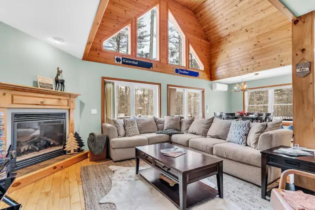 Photo of Livingroom in Sunday River Area