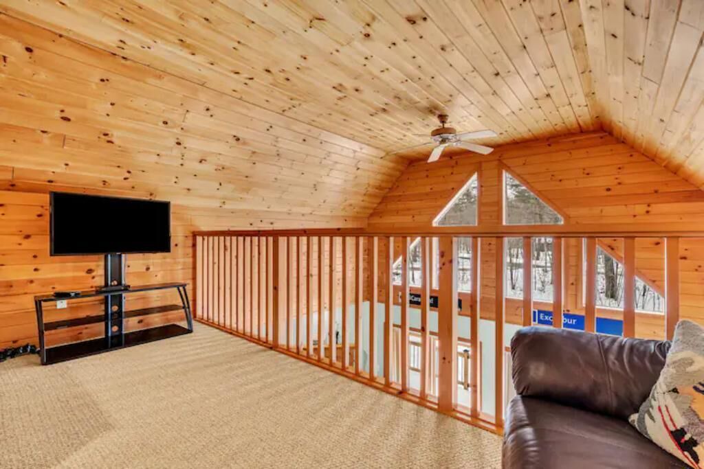 Photo of Livingroom in Sunday River Area