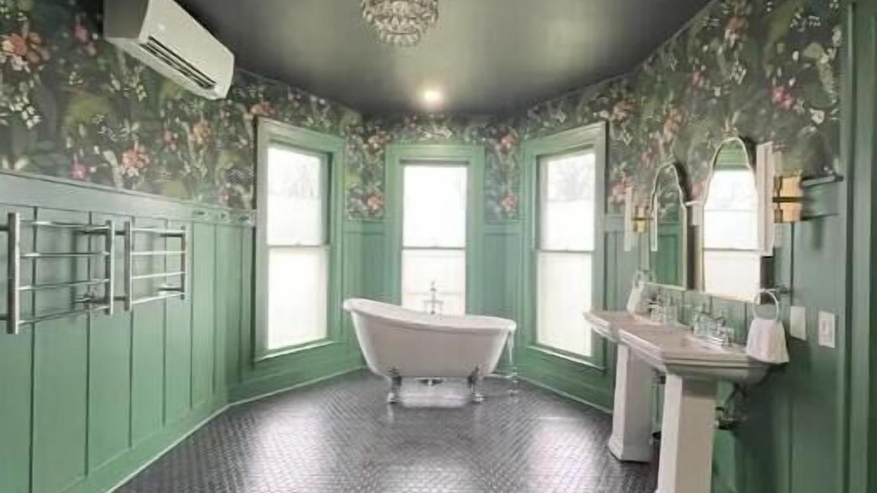 Photo of Bathroom in Lodi