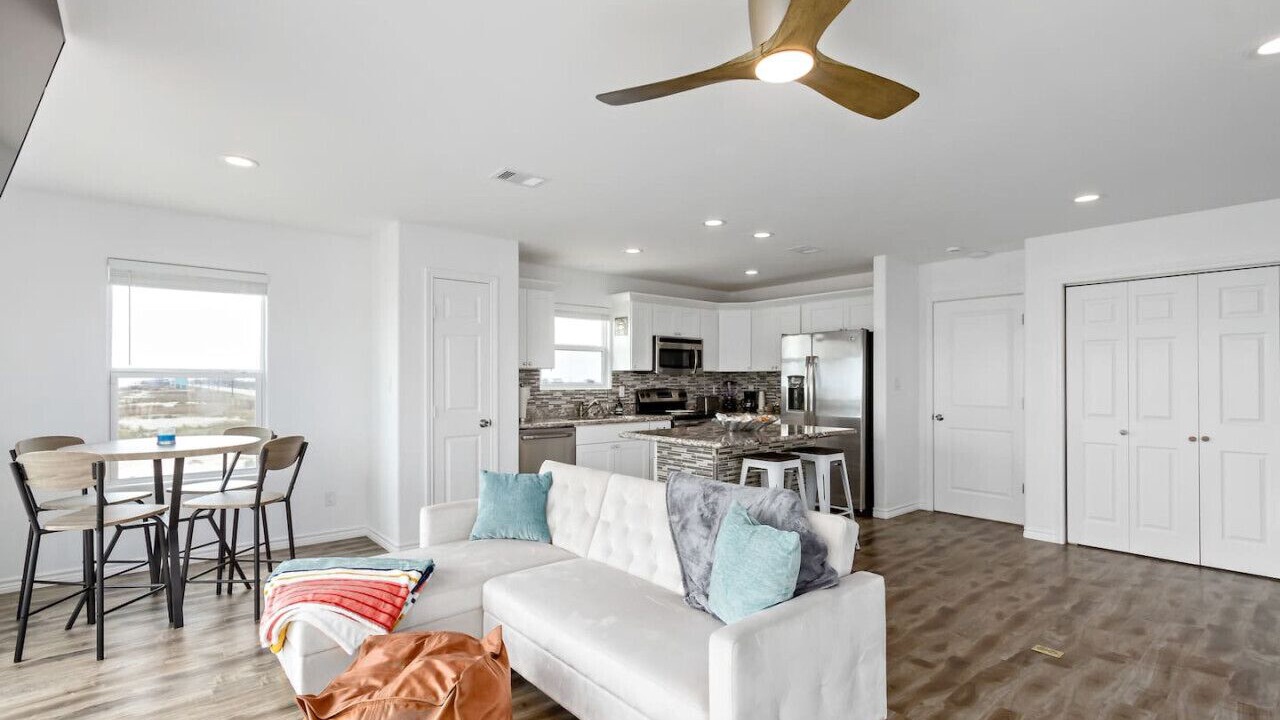 Photo of Livingroom in Port Bolivar