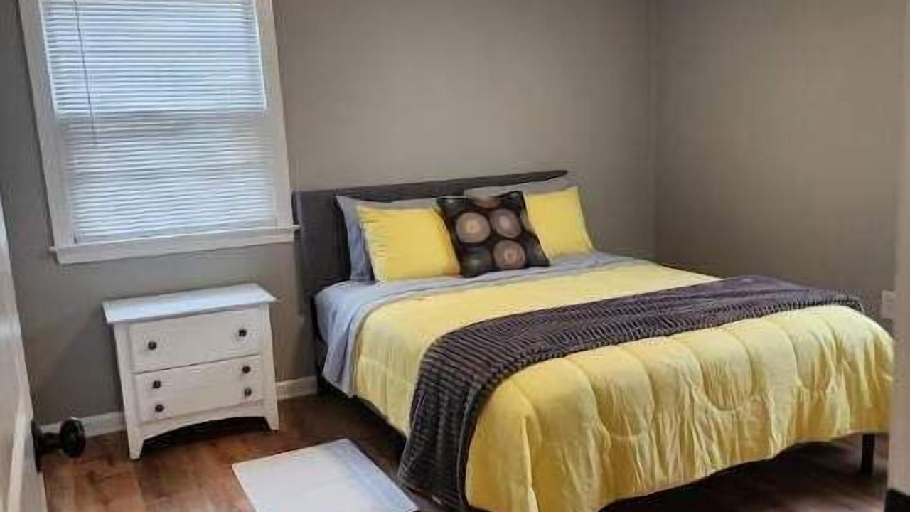 Photo of Bedroom in Lackawanna
