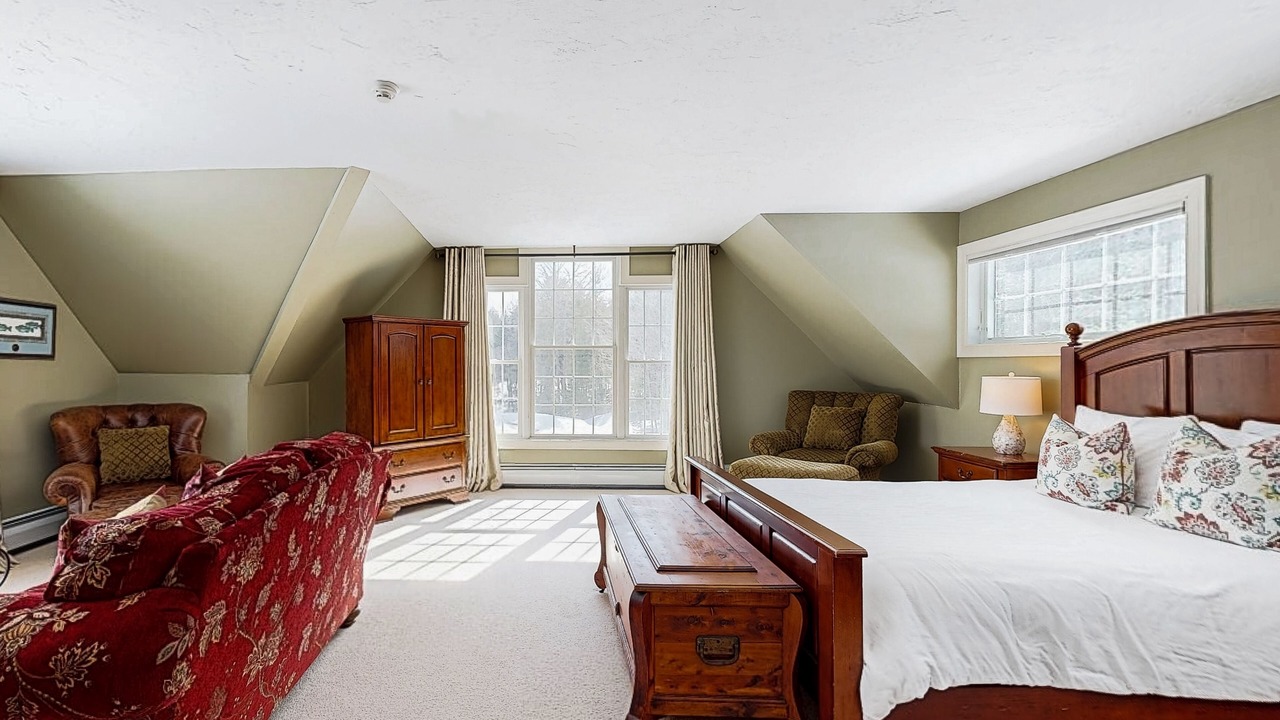 Photo of Bedroom in Glover