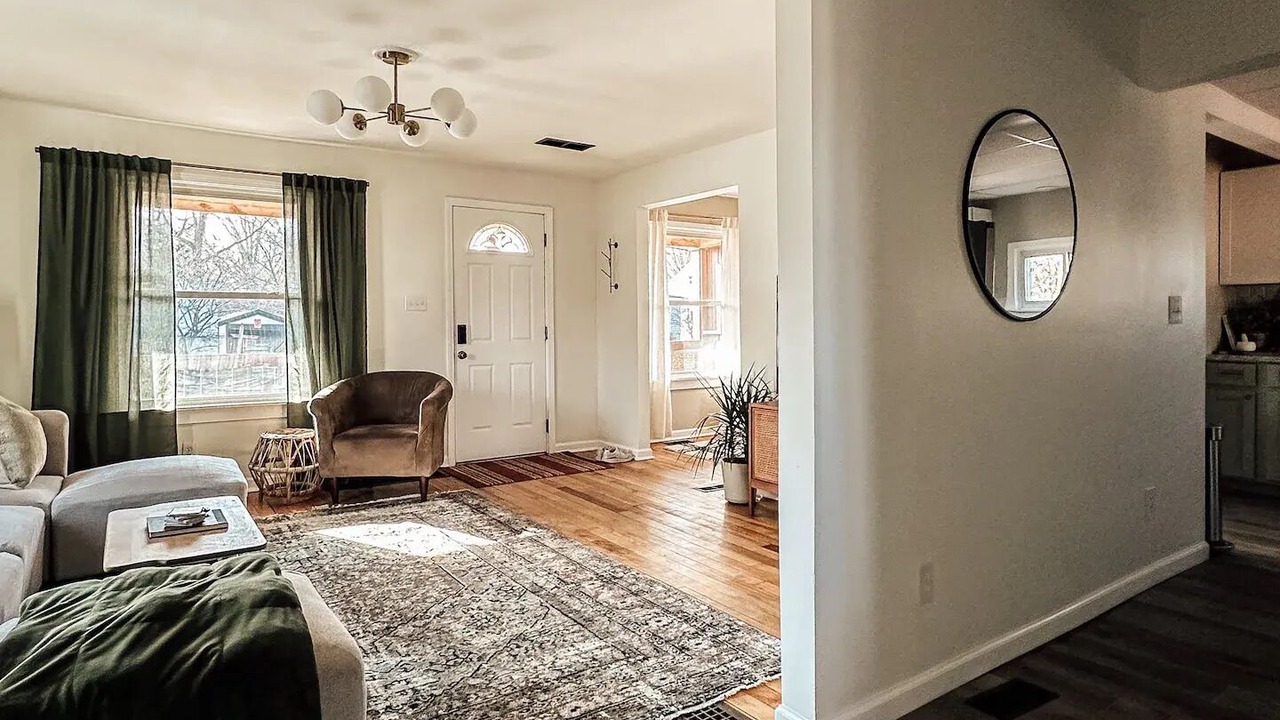 Photo of Livingroom in North Syracuse