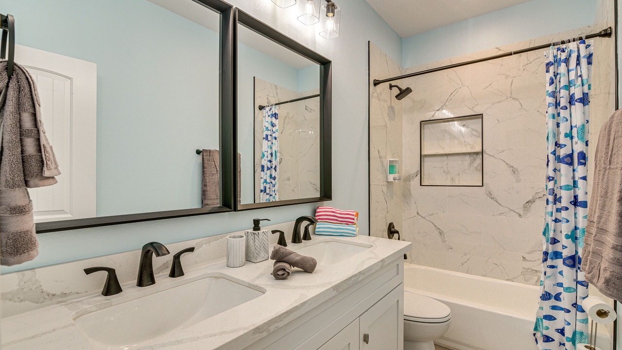 Photo of Bathroom in Galveston