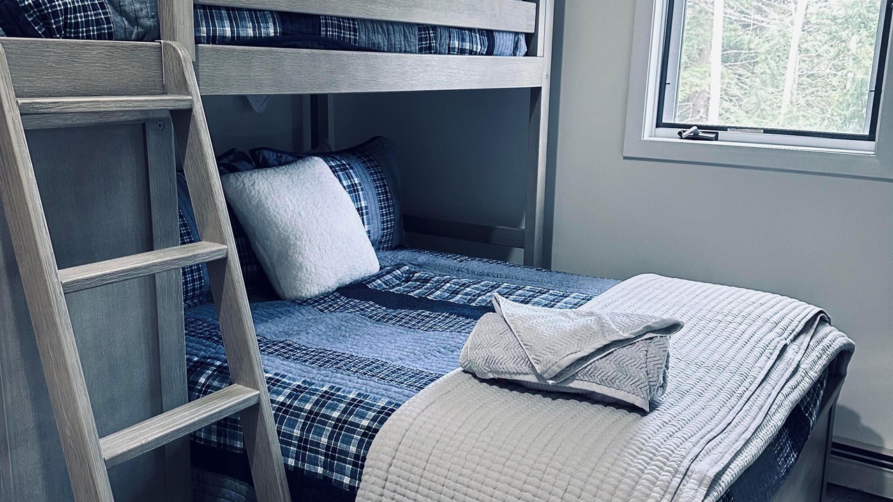 Photo of Bedroom in Campton