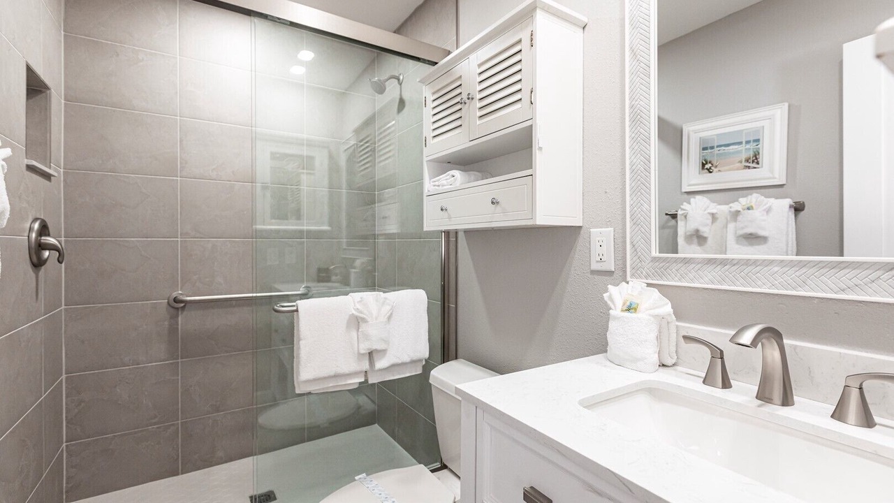 Photo of Bathroom in Aloha Kai