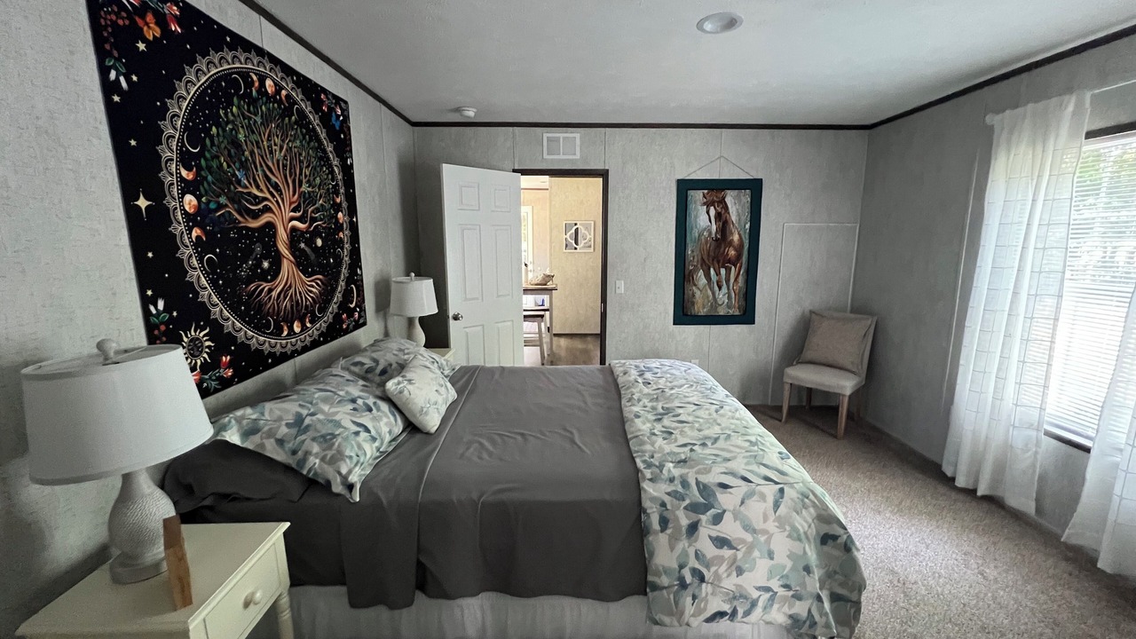 Photo of Bedroom in Middle Grove
