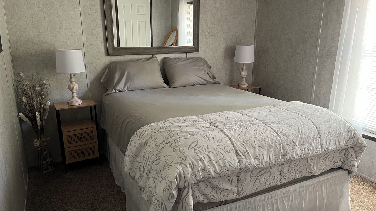 Photo of Bedroom in Middle Grove