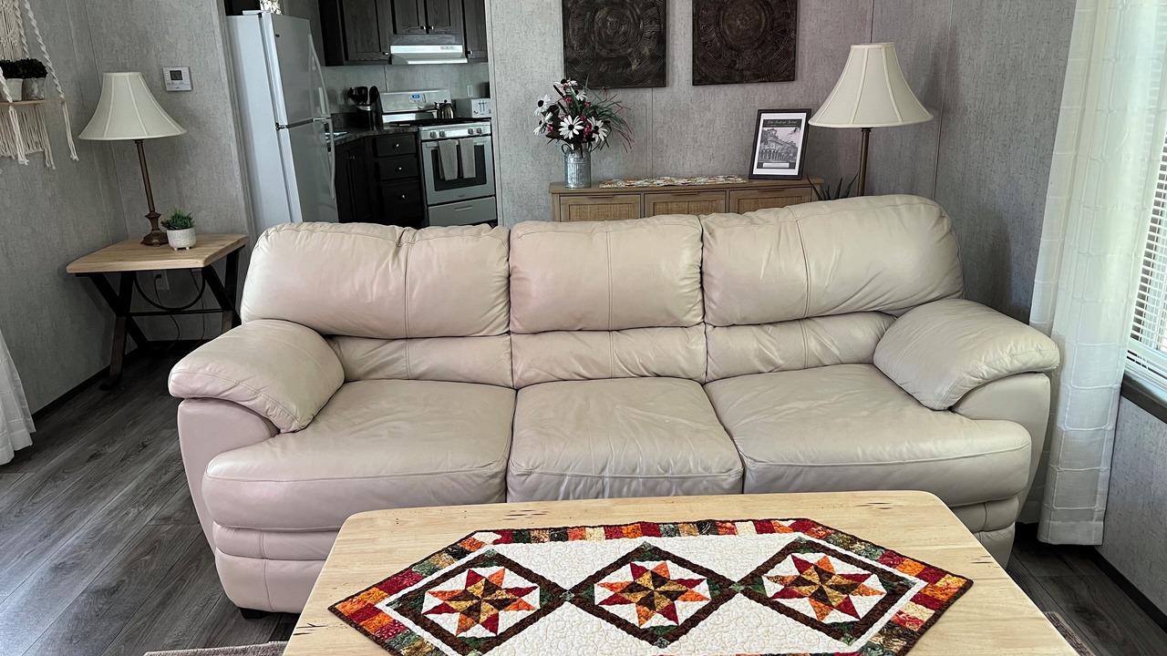 Photo of Livingroom in Middle Grove