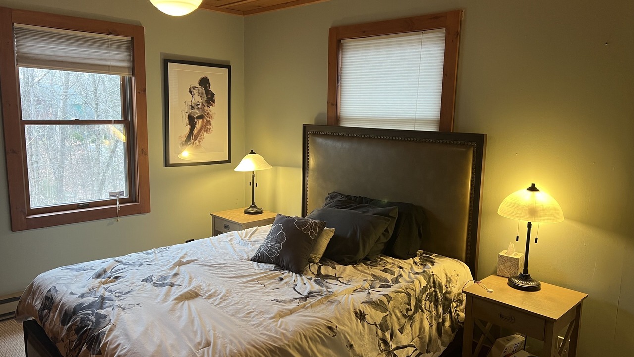 Photo of Bedroom in Saratoga Springs