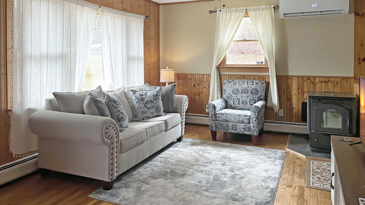 Photo of Livingroom in Stamford