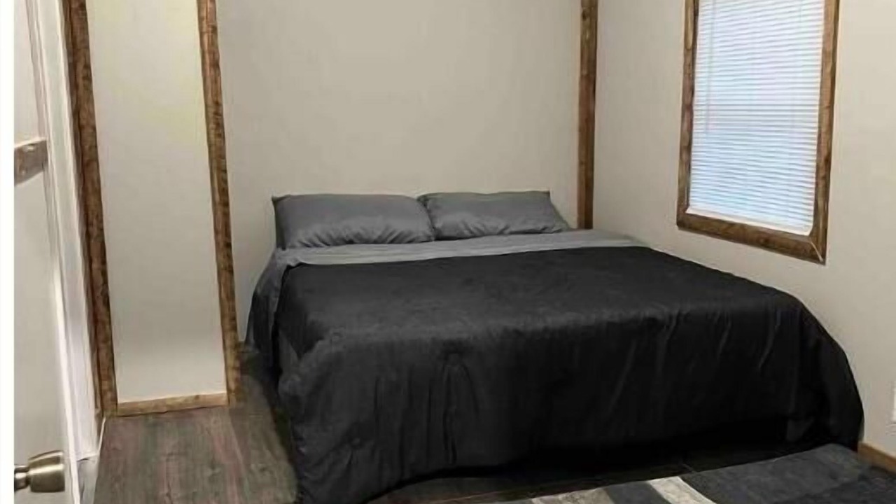 Photo of Bedroom in Chattaroy
