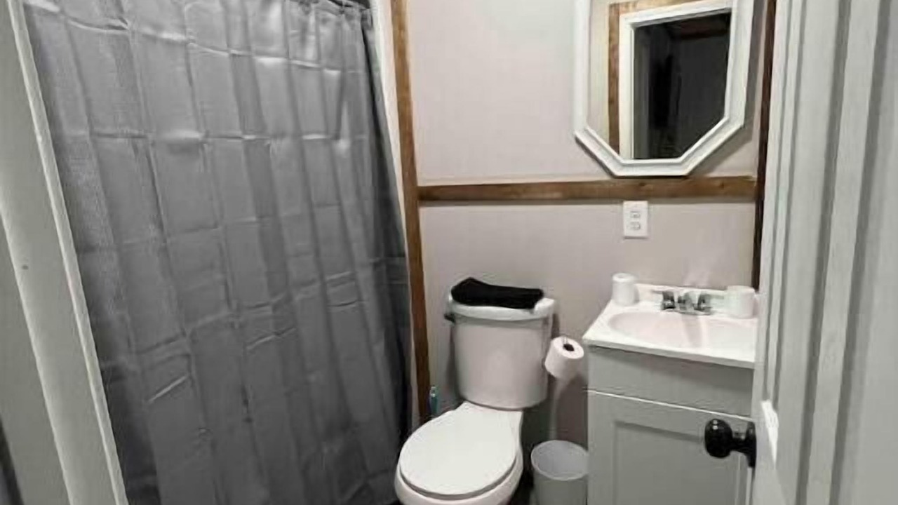 Photo of Bathroom in Chattaroy
