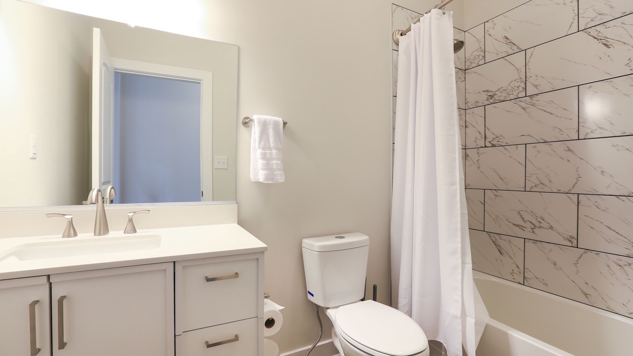 Photo of Bathroom in New Market