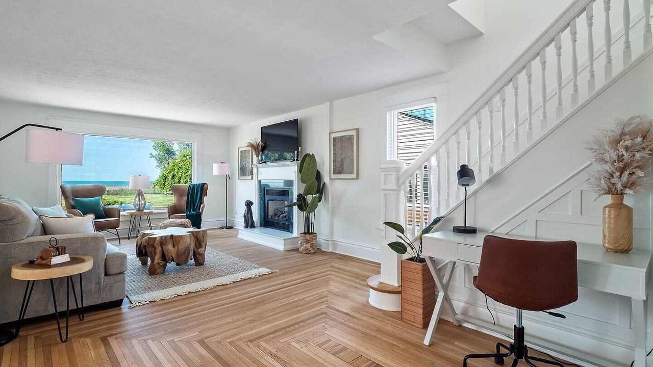 Photo of Livingroom in Port Clinton