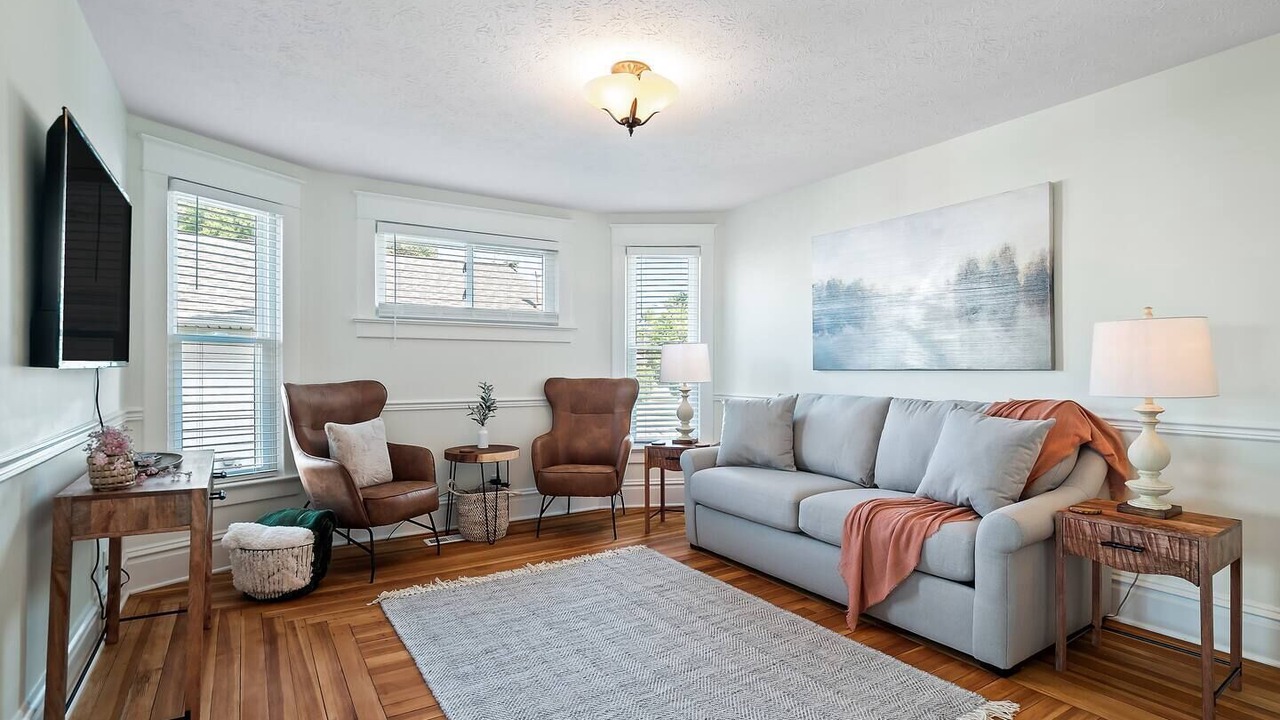 Photo of Livingroom in Port Clinton