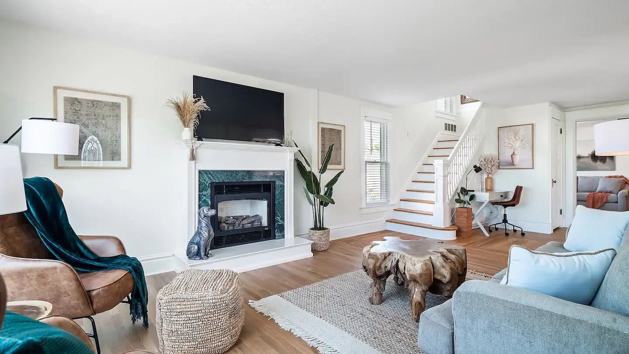 Photo of Livingroom in Port Clinton