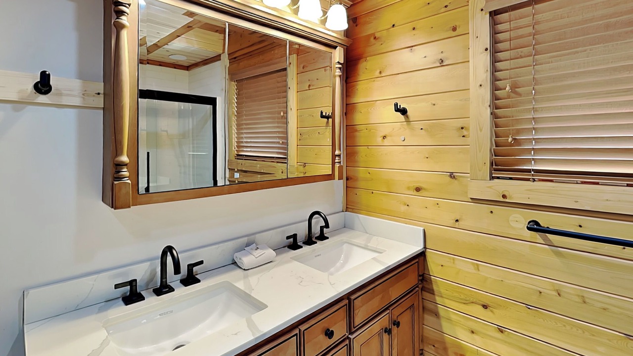 Photo of Bathroom in Thayerville