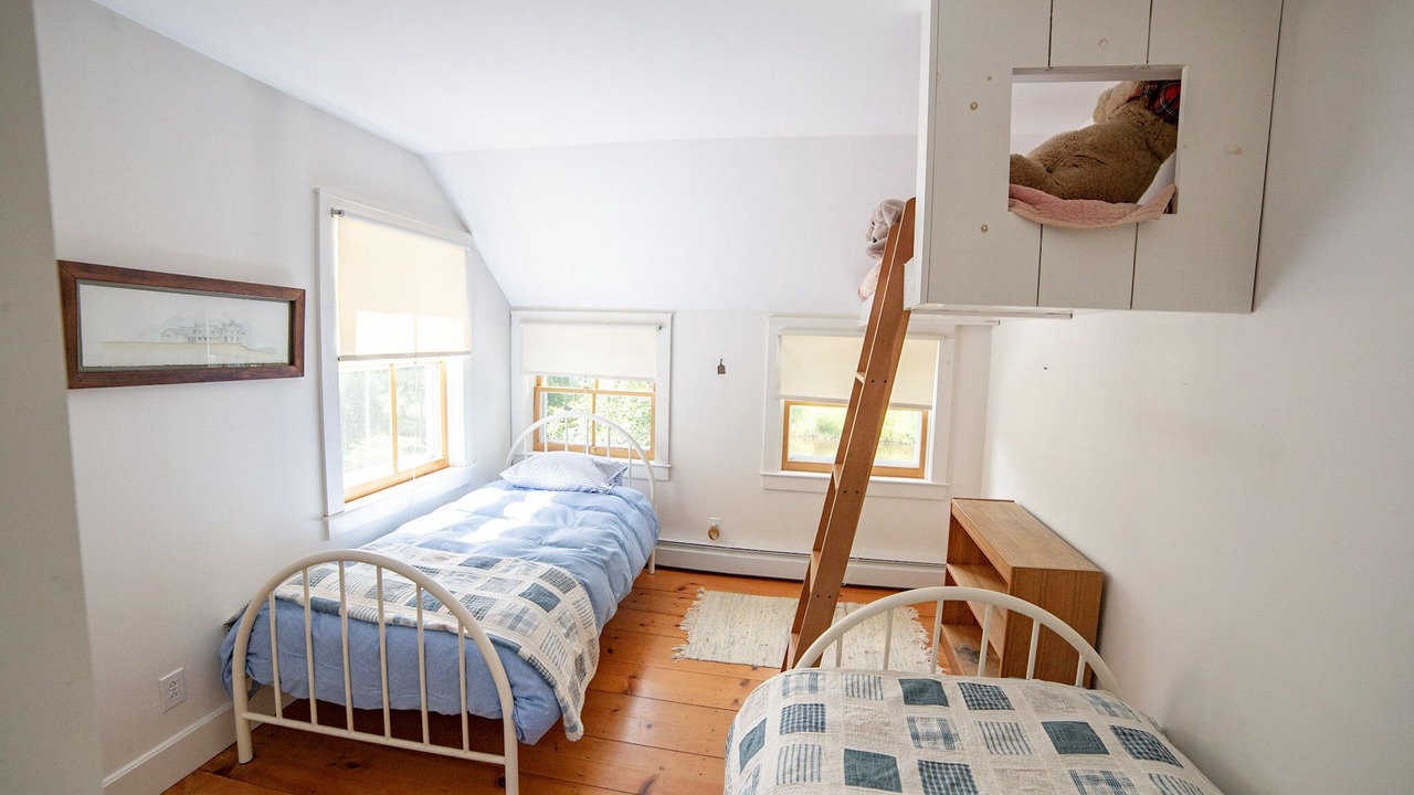 Photo of Bedroom in South Londonderry