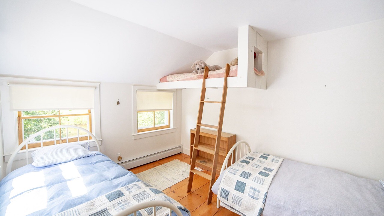 Photo of Bedroom in South Londonderry