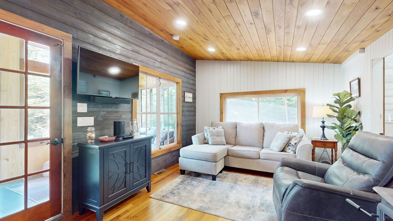 Photo of Livingroom in Wakefield