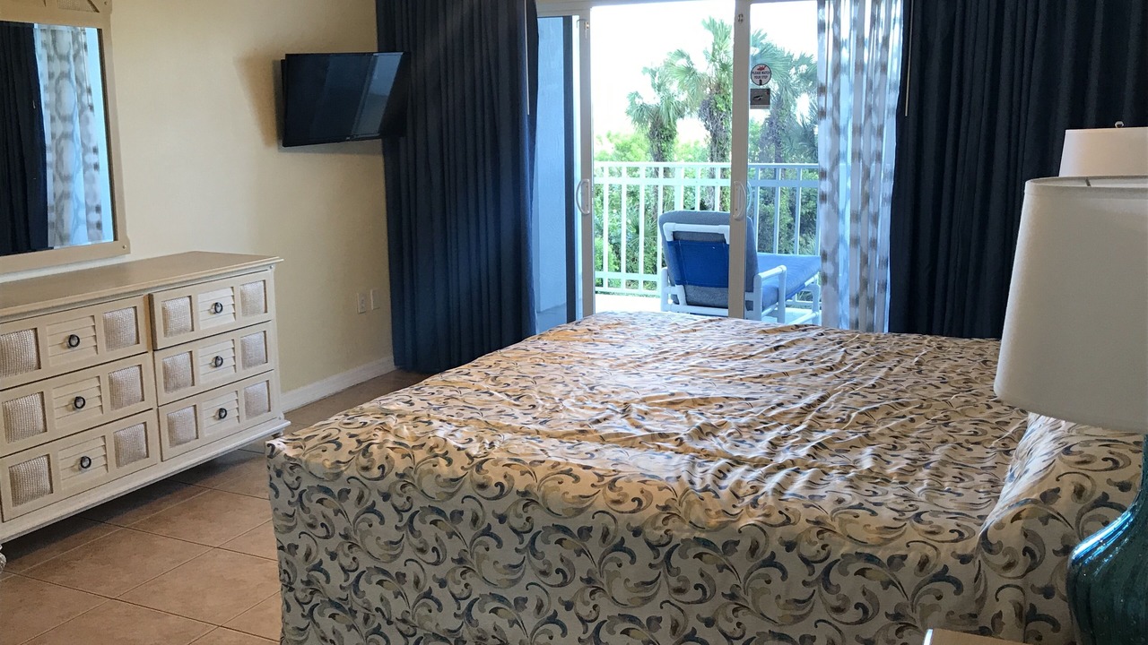 Photo of Bedroom in Hudson