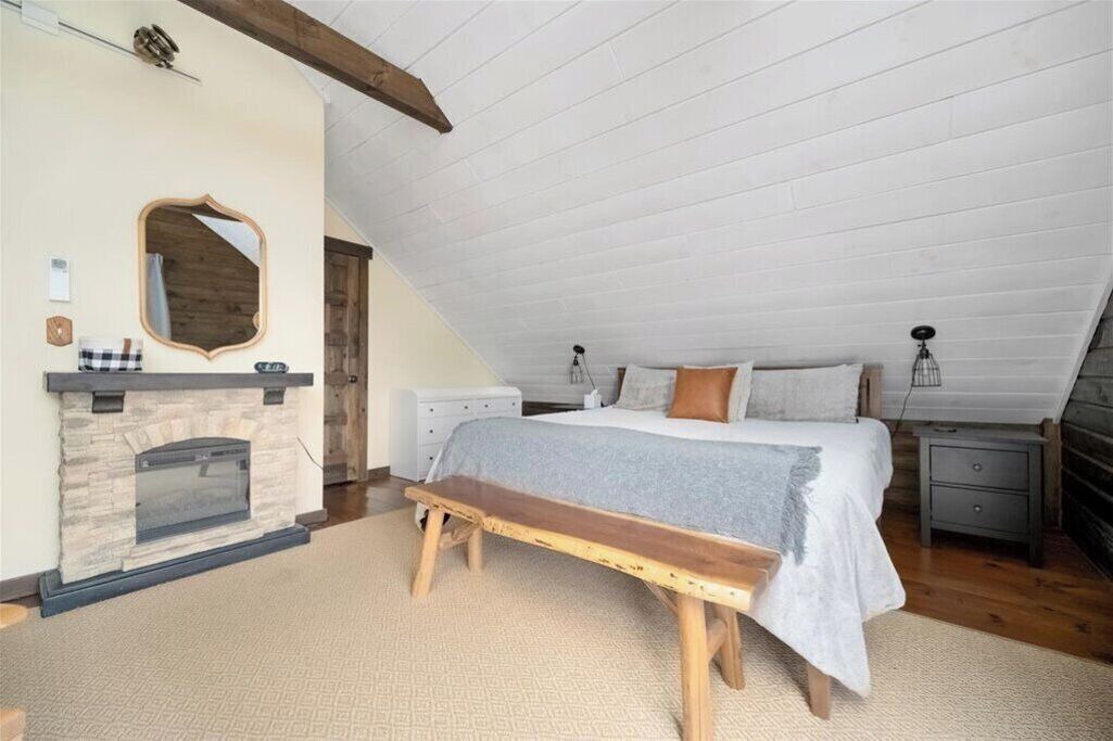 Photo of Livingroom in Warrensburg