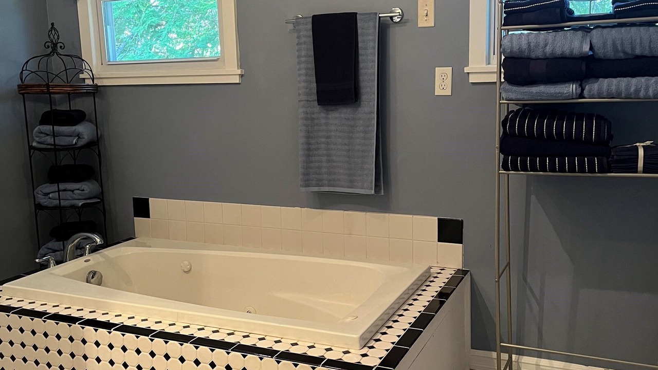 Photo of Bathroom in Schuylerville