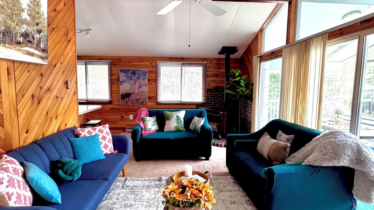 Photo of Livingroom in Barnstead