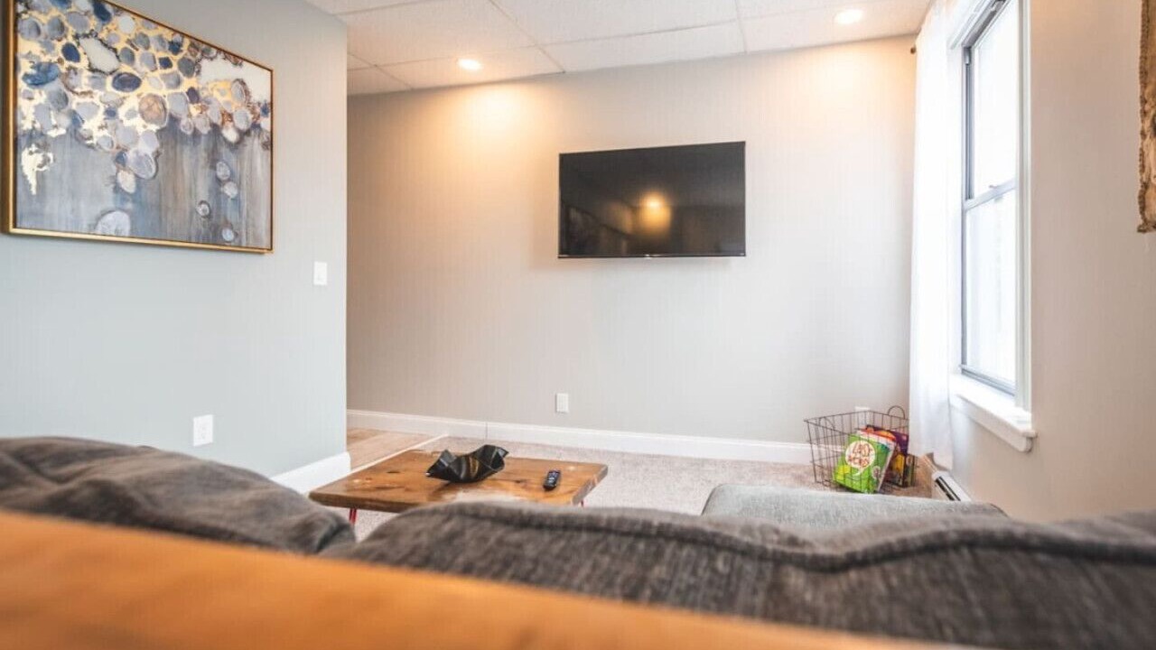 Photo of Livingroom in Orono